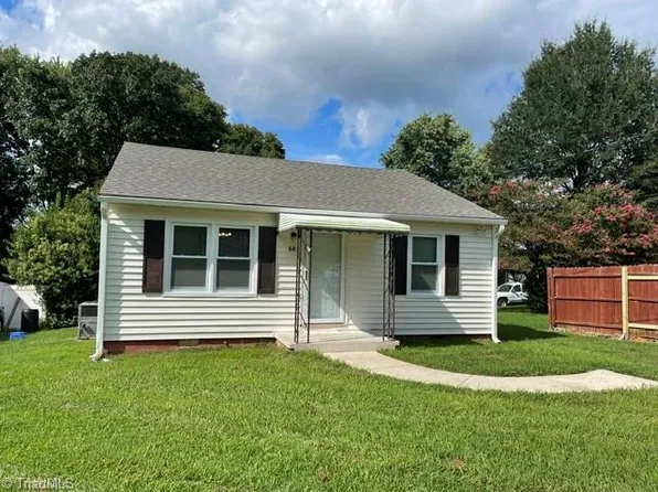 882 E Market St, Burlington, NC 27217