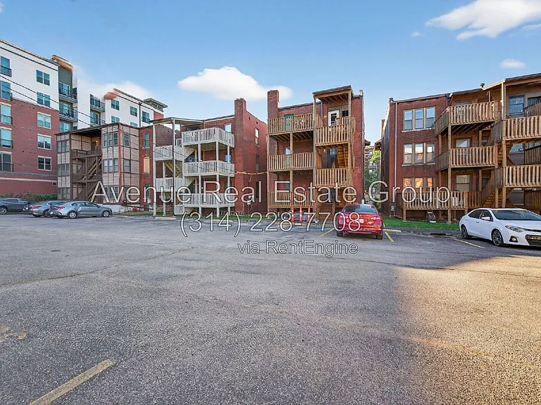 5559 Pershing Ave #1F — Photo 40