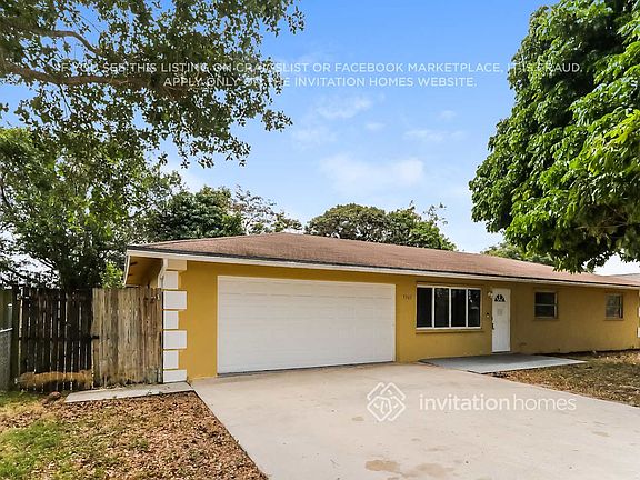 3rd image of 3360 Gondolier Way