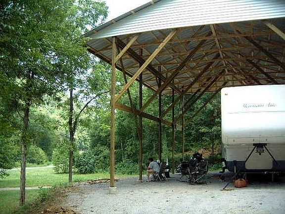 40' RV under 40' x 33' roof