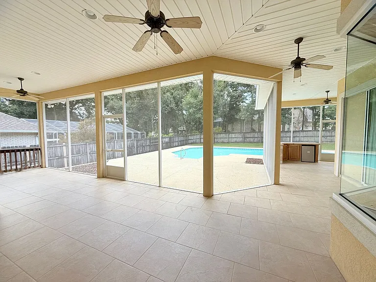 4157 Castle Gate Dr — Photo 18