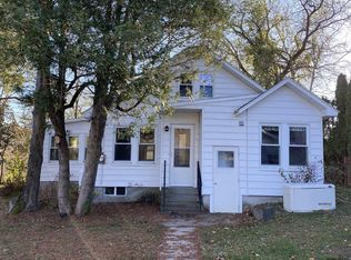 20 Bluff Rd, Rexford, NY 12148