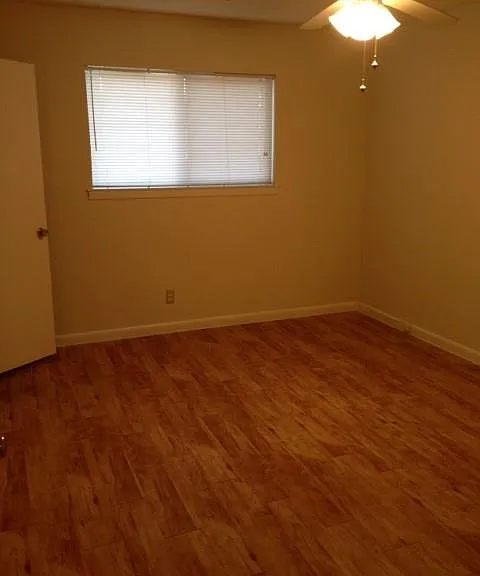 5001 Bull Creek Rd #111 — Photo 9