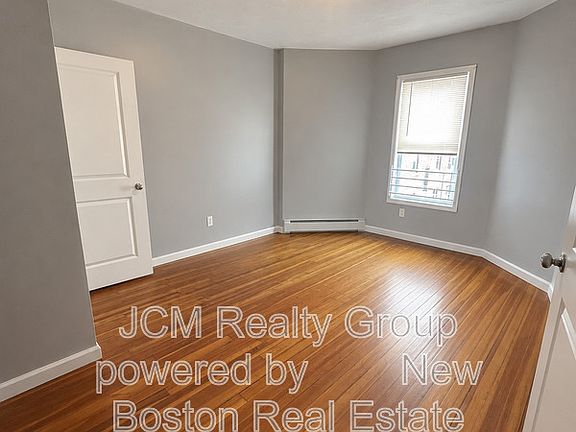 3rd image of 190 Washington St #U-2r