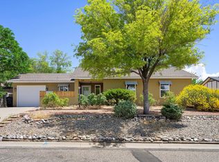 766 Longhorn Rd SE, Rio Rancho, NM 87124