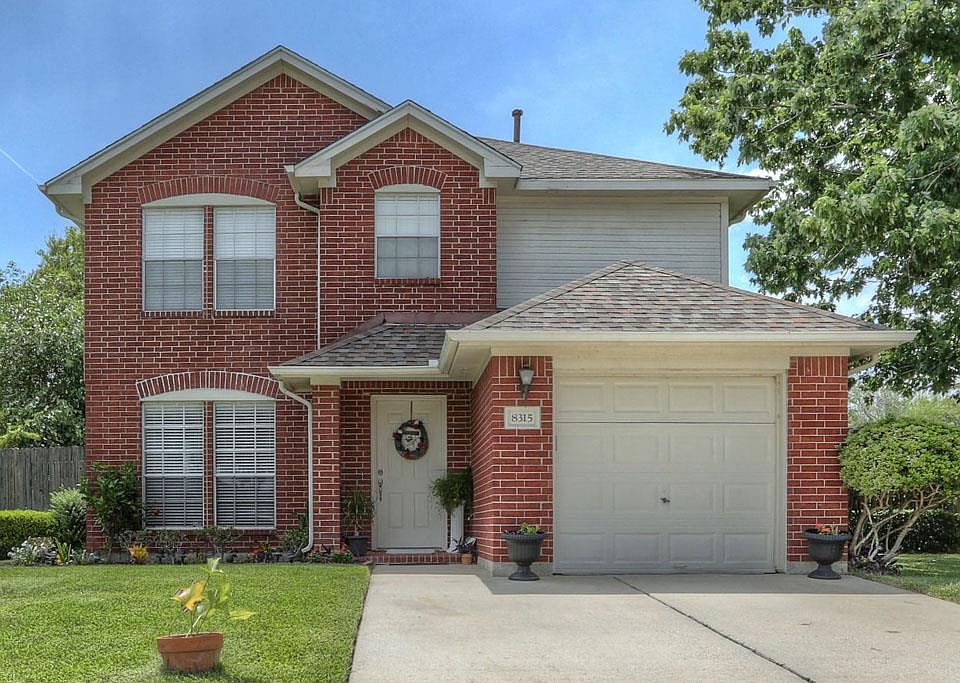 1st image of 8315 Berkely Ct #0
