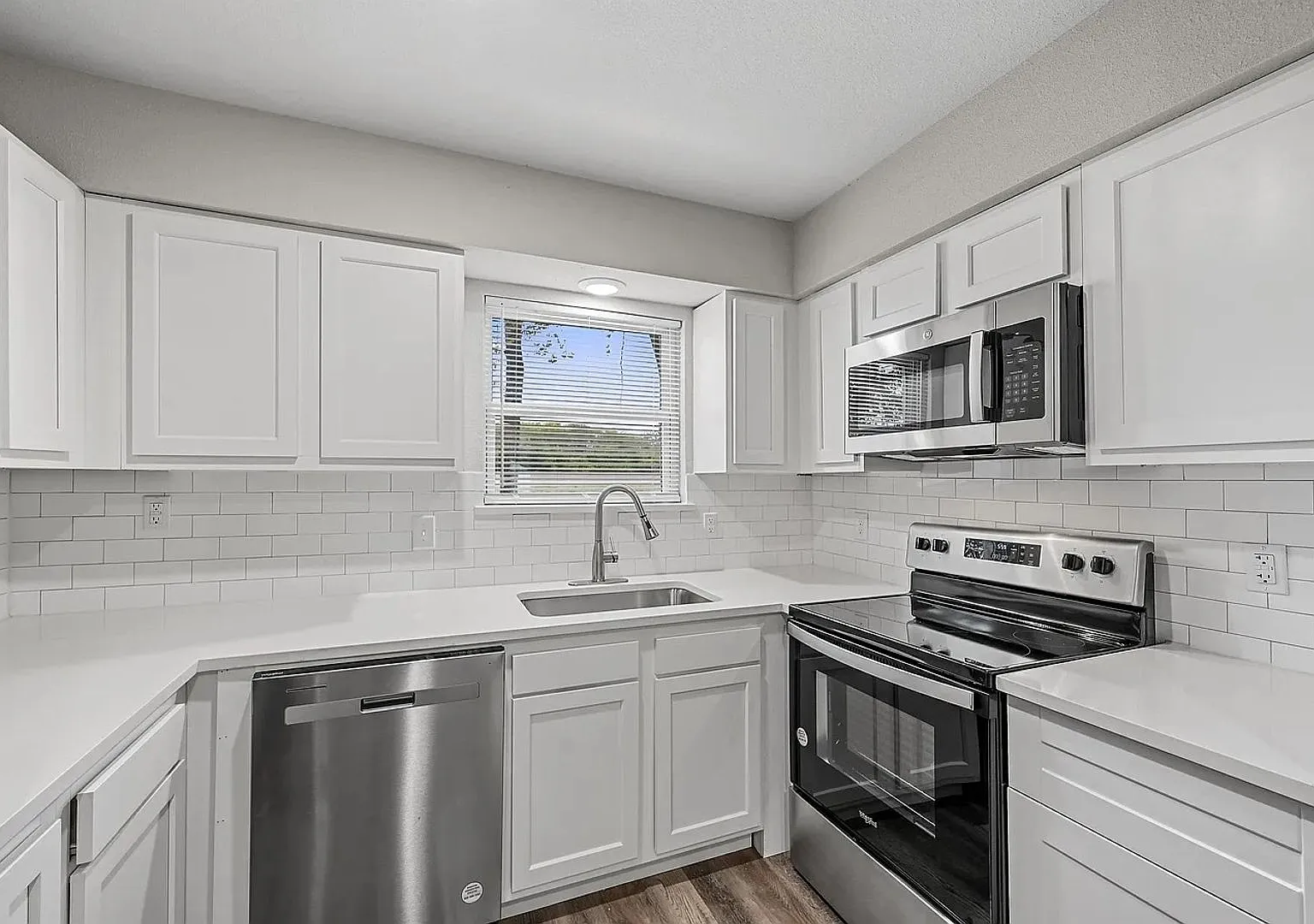 Heritage Grove Apartments — Photo 3