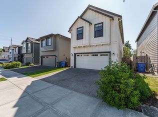 1037 N Fairhope Pl, Ridgefield, WA 98642