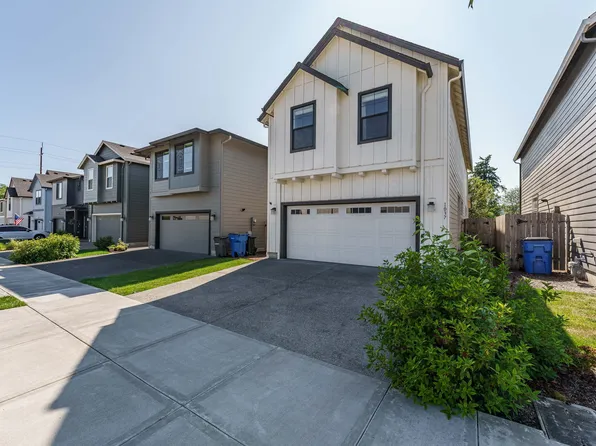 1037 N Fairhope Pl, Ridgefield, WA 98642