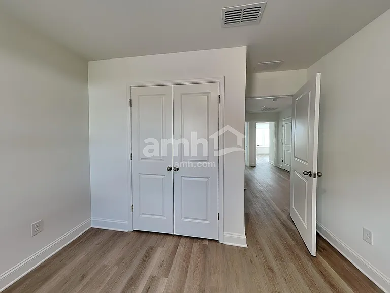 1015 Bevington Dr — Photo 17