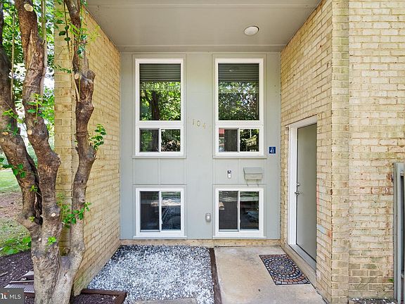 4th image of 11041 Saffold Way