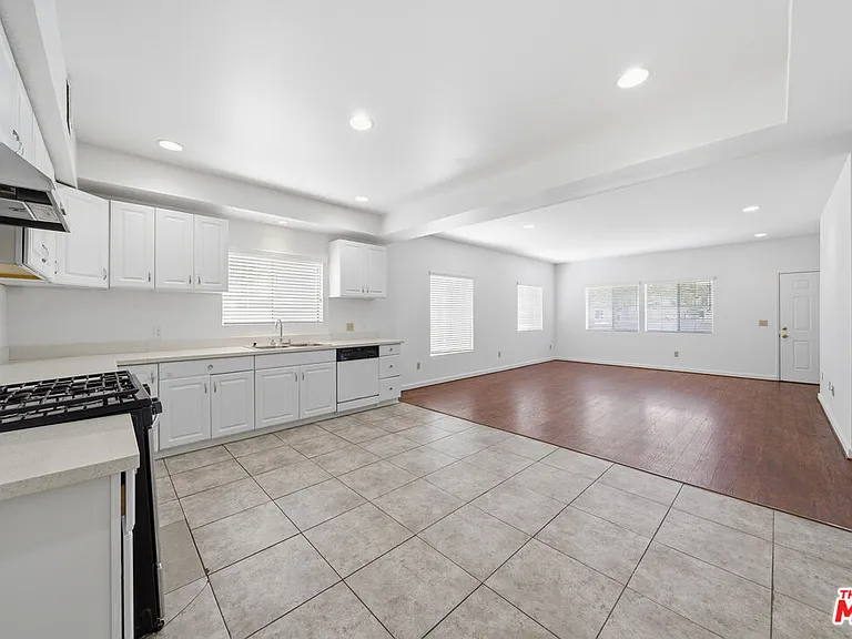 1224 Crenshaw Blvd — Photo 20