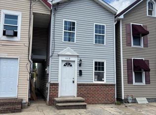 449 E Washington St, Chambersburg, PA 17201
