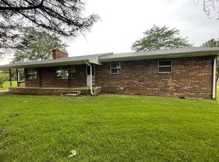 1781 Meister Hill Rd, Deer Lodge, TN 37726