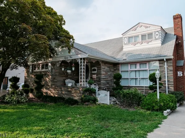 85 Strong St, Wallington Boro, NJ 07057