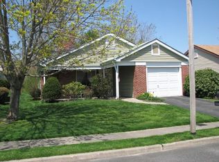 393 Kingston Dr, Ridge, NY 11961