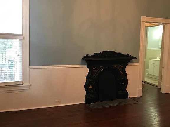 Original 1897 fireplace (non-working)
