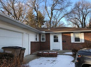 203 Greentree Rd, Atchison, KS 66002