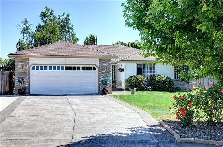 155 Justin Ct photo 1