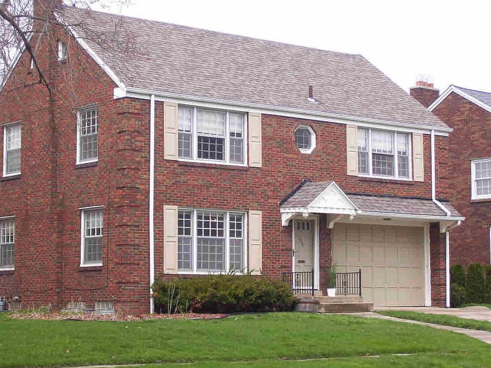 1st image of 459 Hollywood Dr