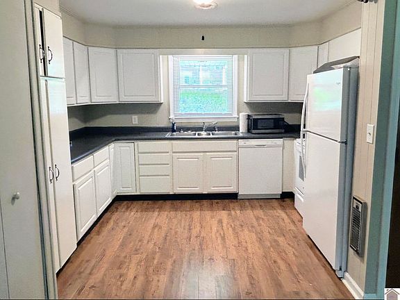 4th image of 190 & 192 Pecan Dr