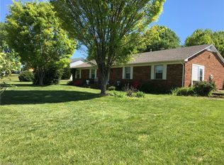 3100 Greene Cross Dr, Winston Salem, NC 27107