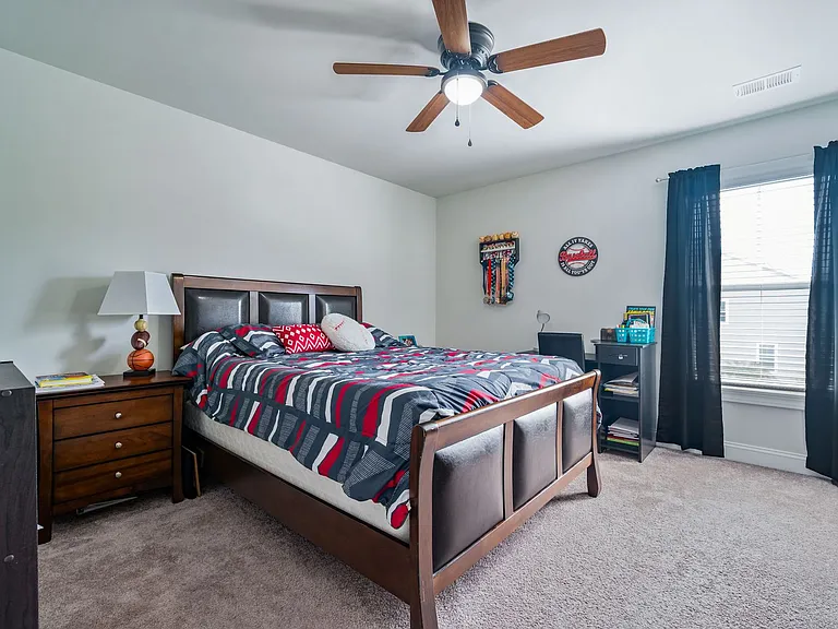 1339 Bermuda Grass Dr — Photo 36