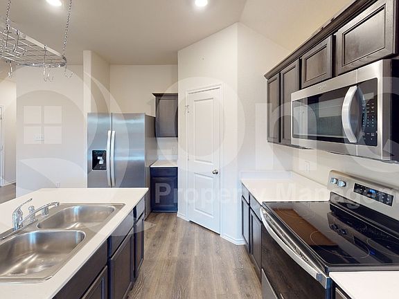 3rd image of 2210 Alamo Rd
