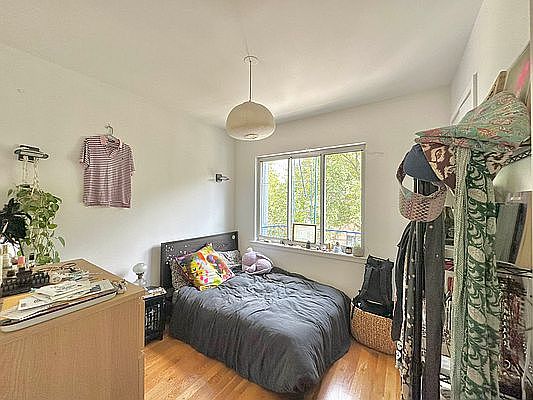 4th image of 64 Palmetto St APT 2L