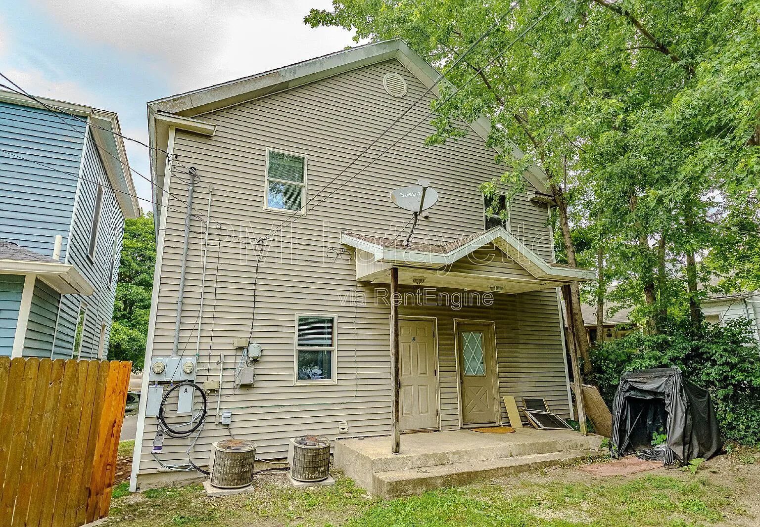 2 bed, 1.0 bath, 896 sqft, $965 — Photo 1