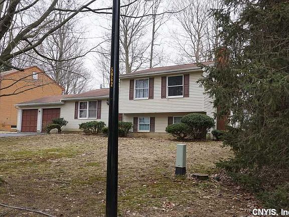 2nd image of 37 Echodale Ave