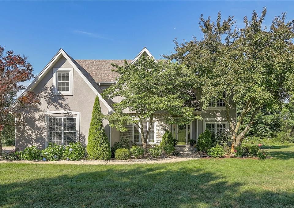 1st image of 14802 Lake Pointe Ct