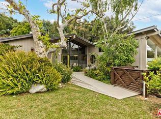 848 Bienveneda Ave, Pacific Palisades, CA 90272