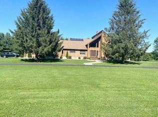 519 Midline Rd, Amsterdam, NY 12010