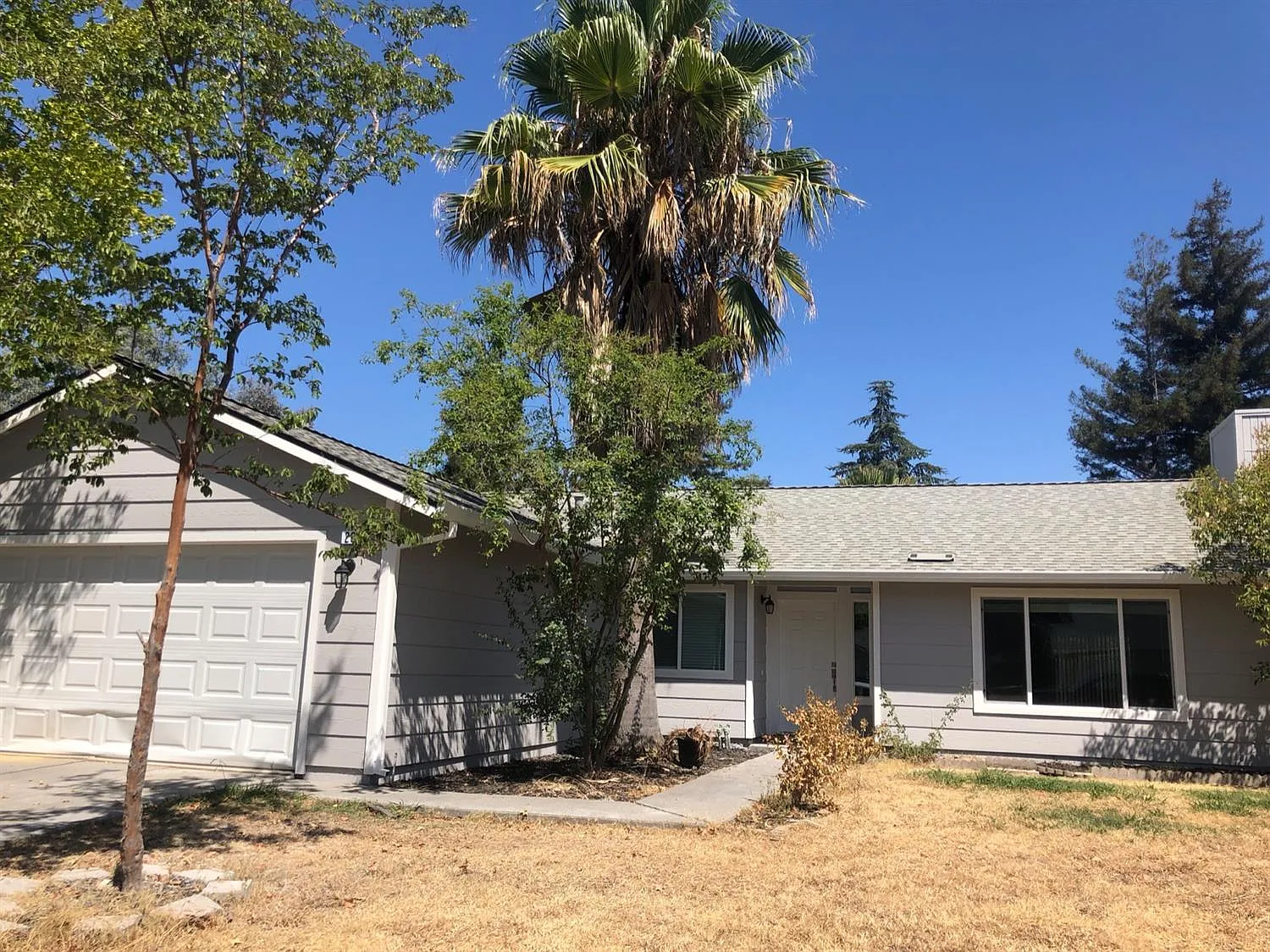 26 Dempster Ct photo 1