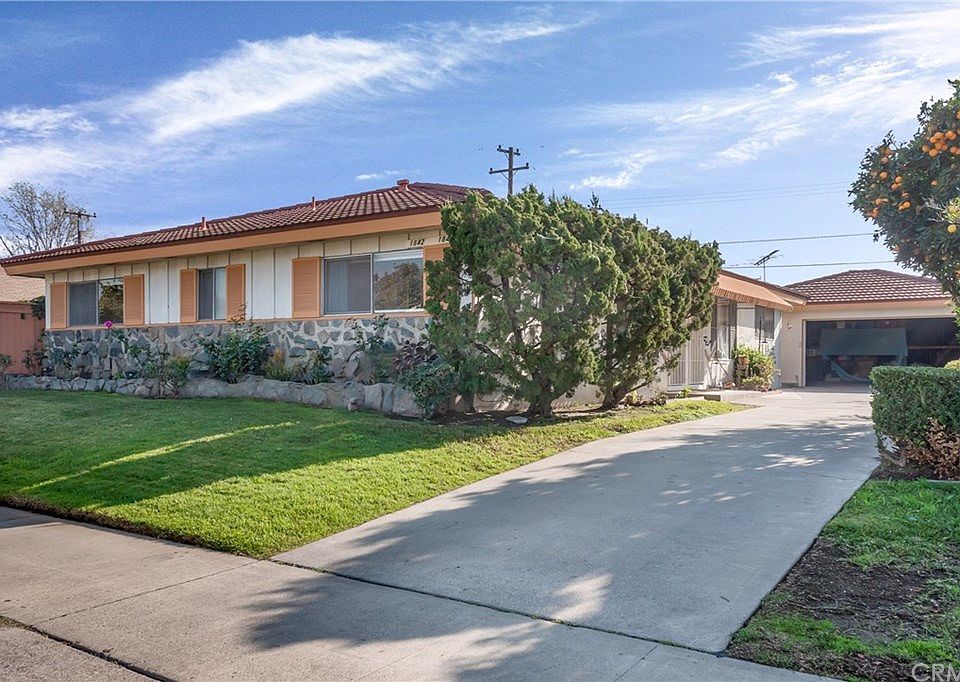 1st image of 1842 E Lomita Ave