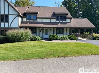 8239 Canterbury Dr, Clymer, NY 14724