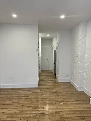 Rented by Compass | media 24