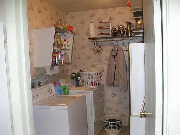 5th image of 2325 Northview Dr