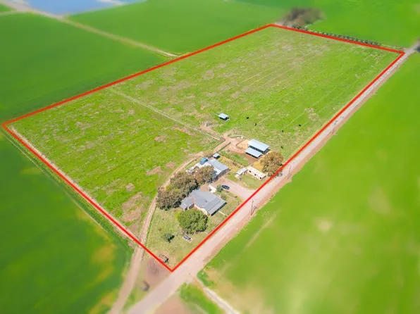 14171 Sylvester Rd, Los Banos, CA 93635
