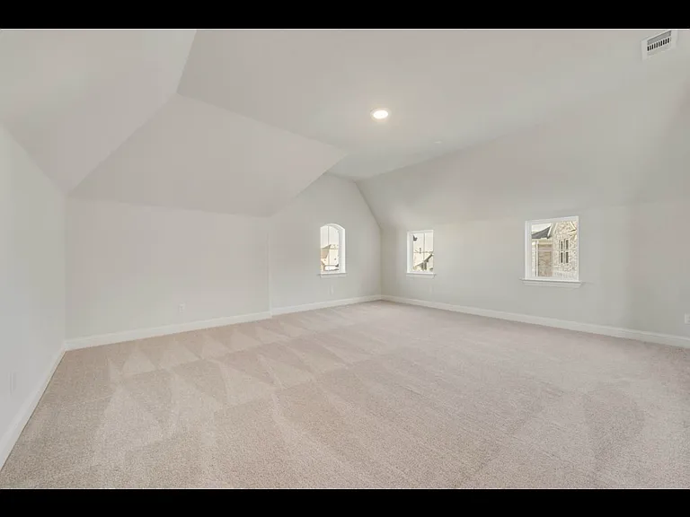 1507 Buckthorn Rd — Photo 13