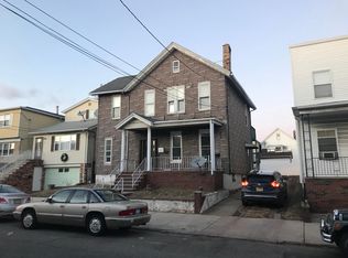43 W 10th St, Bayonne, NJ 07002