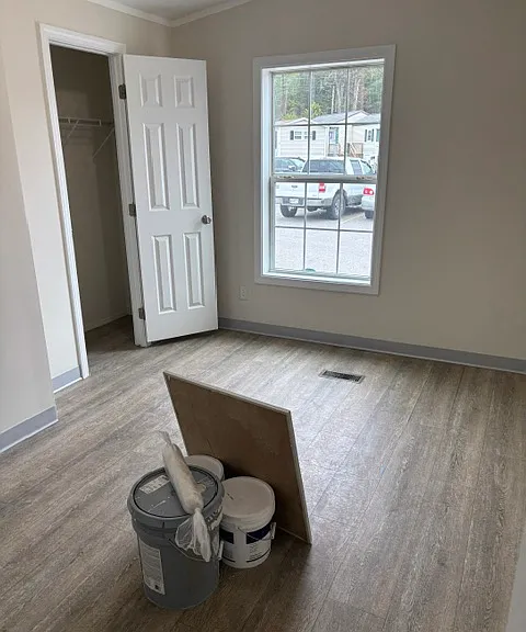 8 Cadillac Dr — Photo 10