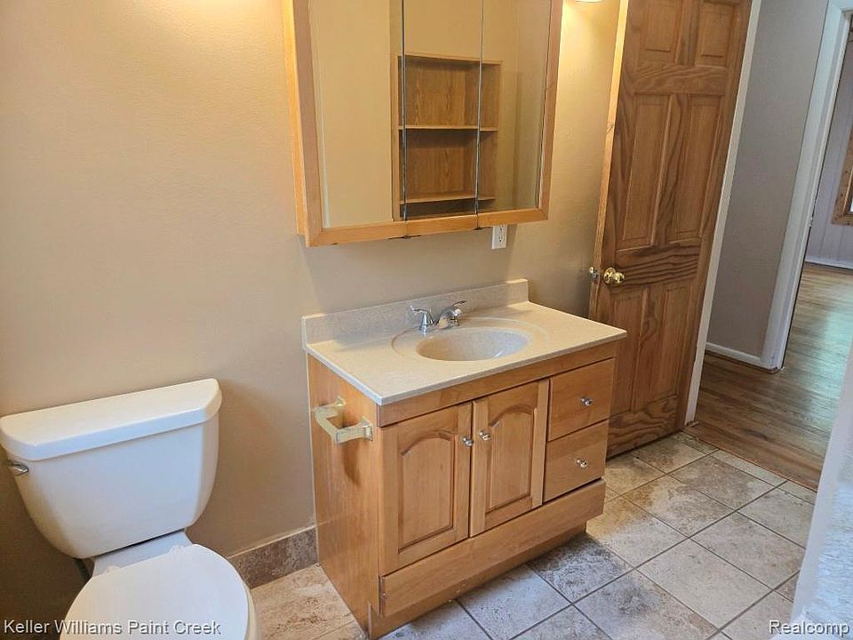 2438 Archdale, photo 25