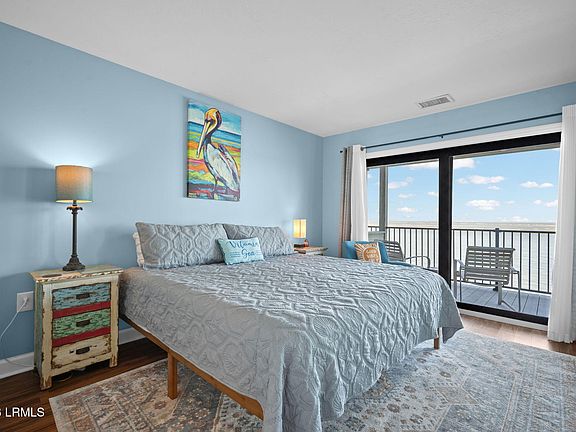 4th image of 626 Newhaven Court