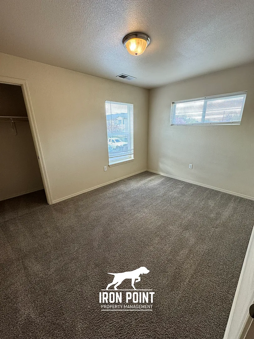 Building Photo - 11132 W Brassy Cove Loop