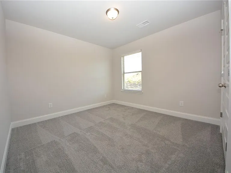 232 Hellen Valley Dr — Photo 33