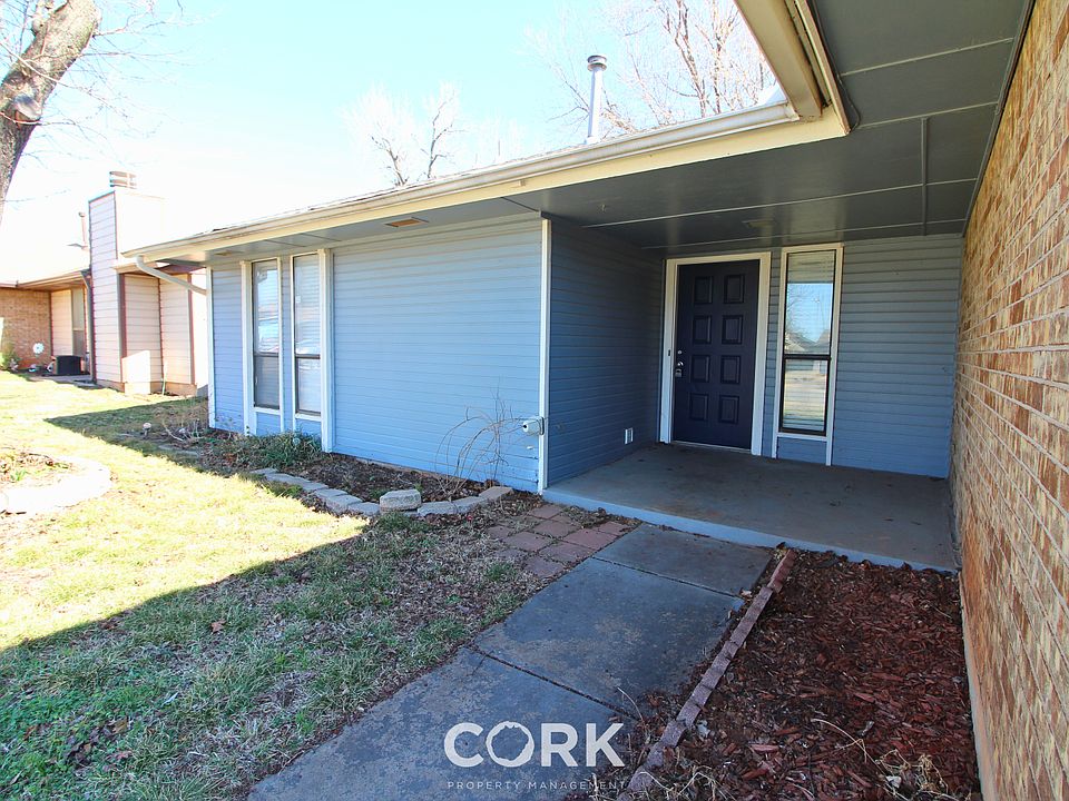 1st image of 708 Teal Pl