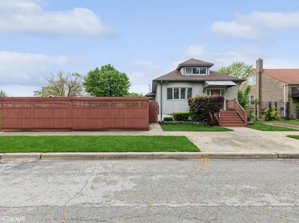 13118 S Ave N, Chicago, IL 60633