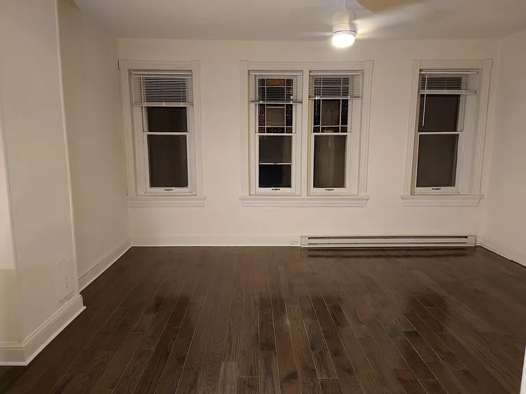 1832 Bolton St #3A — Photo 10